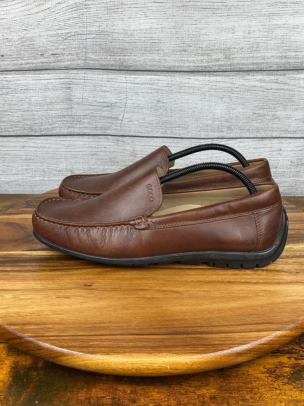 Ecco Classic Moc 2 Driving Loafers Men's Size 9 EU 43 Brown Leather Slip On Shoe
